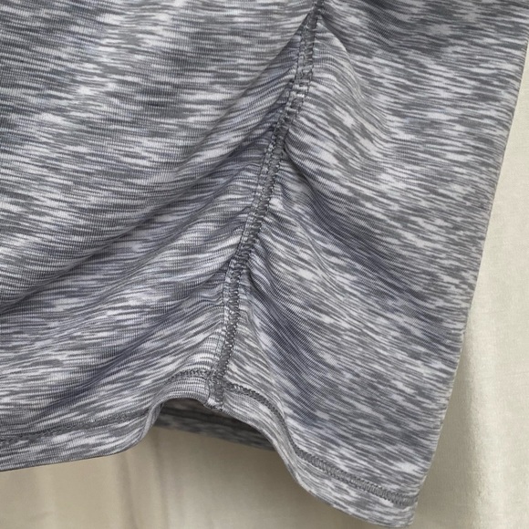 CALVIN KLEIN PERFORMANCE quick dry shirt top tshirt . M - Picture 4 of 9